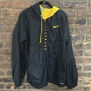 Nike FIT Livestrong 1/2 zip windbreaker jacket